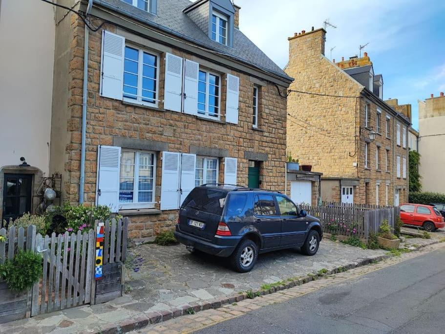 Maison Du Cap Lihou, Duplex Au 1Er Et 2Eme Etage Mansarde, Quartier Historique, กรองวิลล์ ภายนอก รูปภาพ